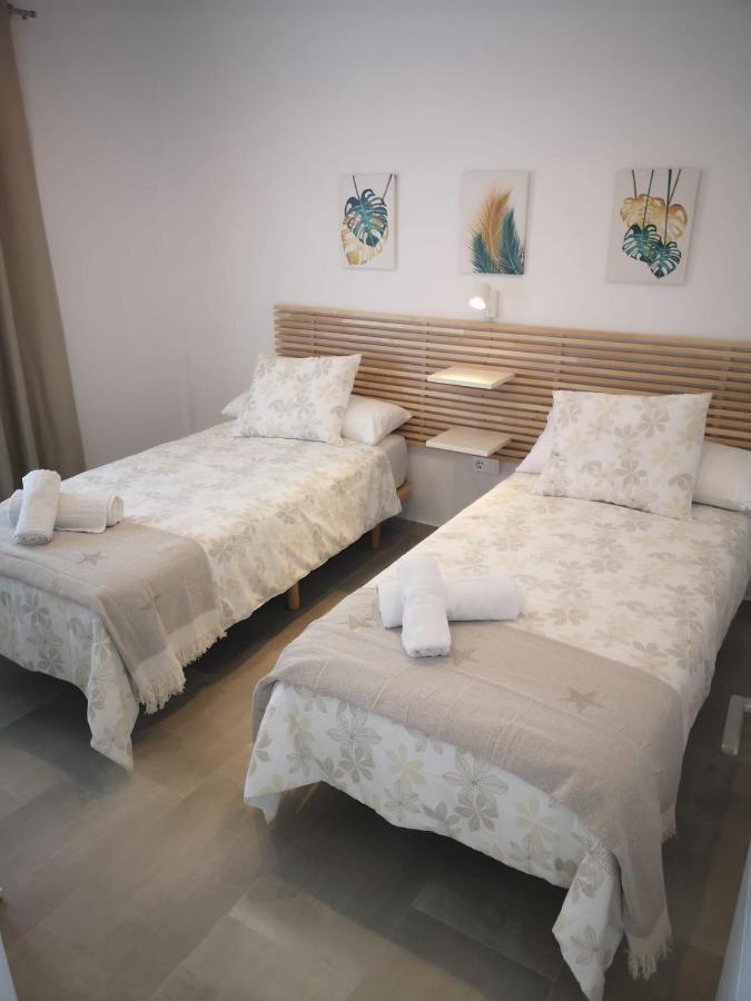 Apartamento Suite Arco De La Villa,Solo Familia Y Parejas,Parking Gratuito Conil De La Frontera Exterior photo